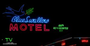 Blue-Swallow-Motel
